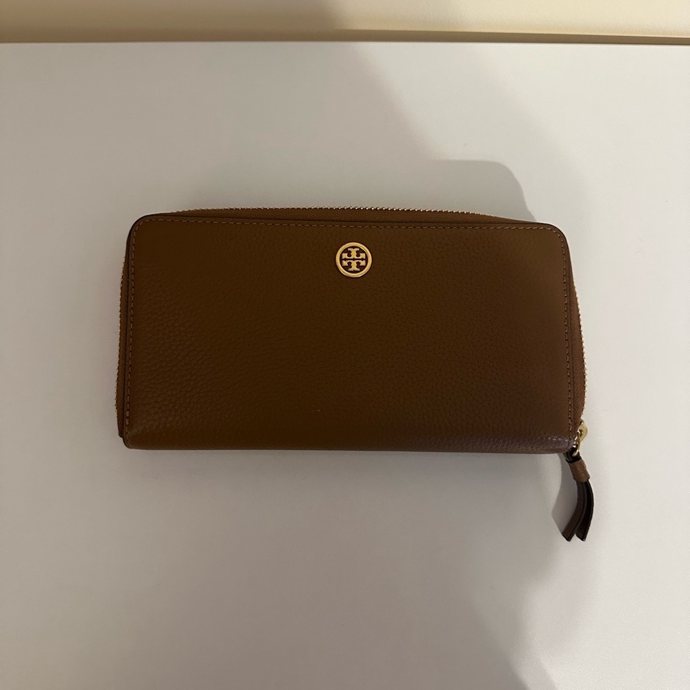 Tory Burch Brown Leather Wallet